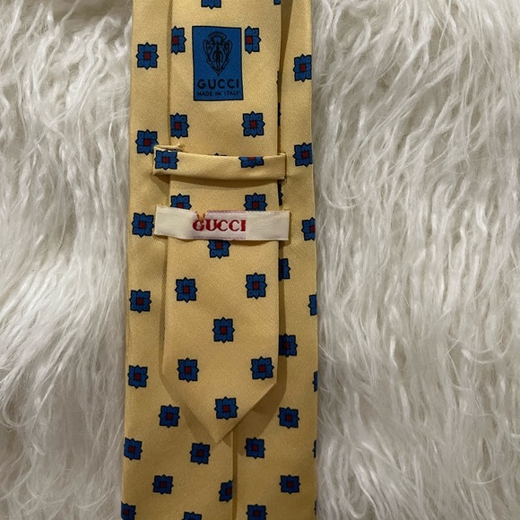GUCCI VINTAGE SILK TIE - Picture 6 of 8